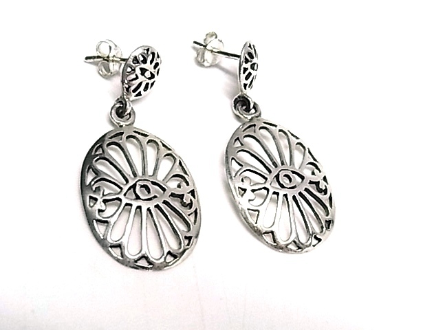 Pendientes de Plata ovalados y calados