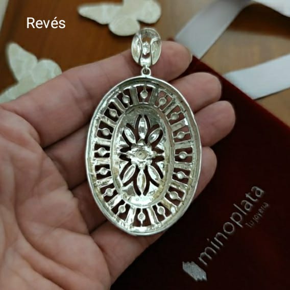 Colgante ovalado Plata envejecida con Marquesitas 4