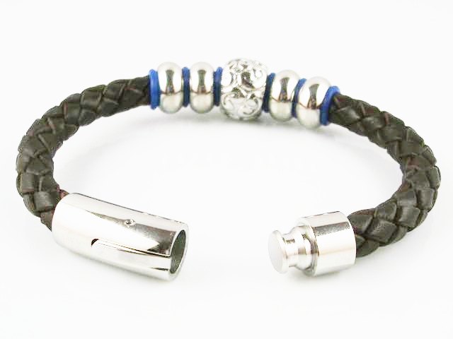 Pulsera de Piel marron y abalorios de Acero 1