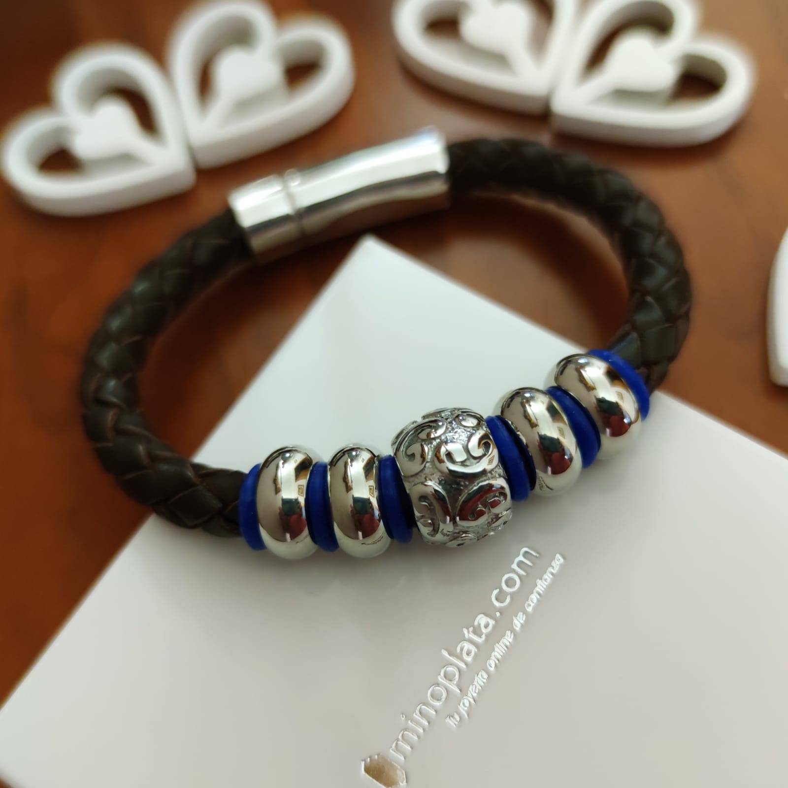 Pulsera de Piel marron y abalorios de Acero 2