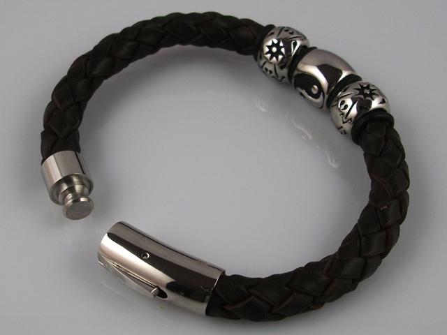 Pulsera de Piel trenzada con Ying Yang en Acero 1