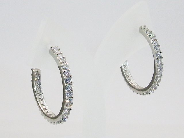 Pendientes Aro de Plata de Ley rodiada y Circonitas 20 Mm.