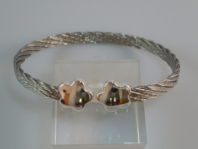 Brazalete Acero inoxidable con Flores de Plata de ley