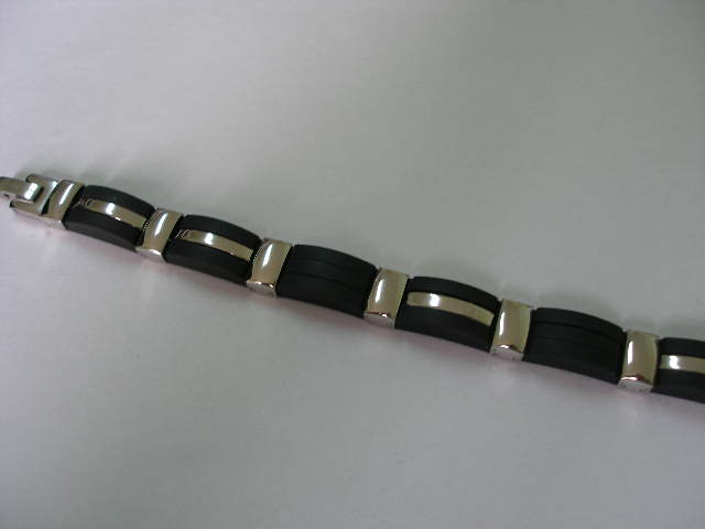 Pulsera en Acero y Caucho negro
