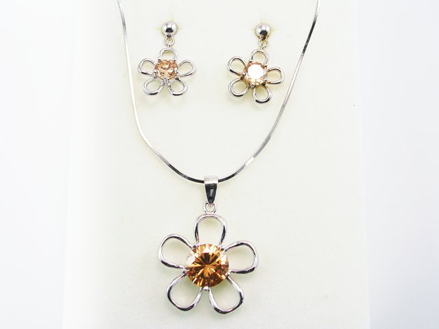 Conjunto Margarita de Plata Pendientes y Colgante