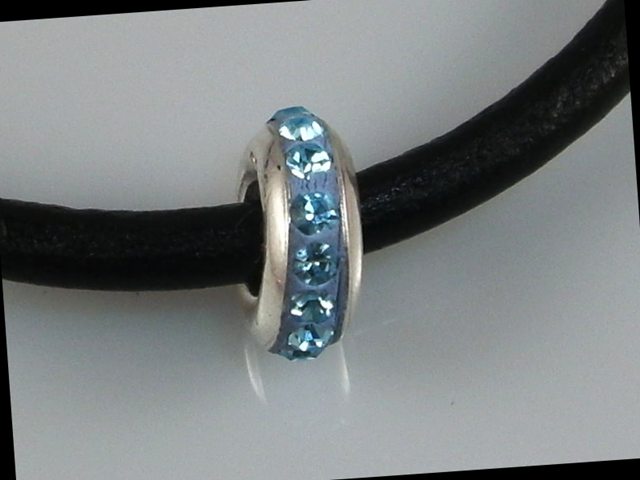 Abalorio de Plata de ley cristal celeste 1
