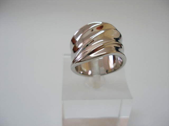 Anillo de Plata de ley rodiada Lisa
