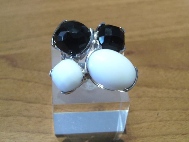 Anillo Plata rodiada Piedras Blancas y Negras