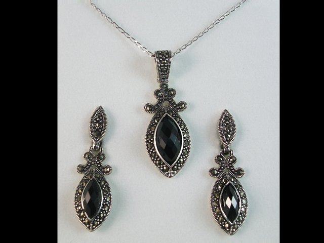 Conjunto Plata antiguo de Pendientes y Gargantilla con onix
