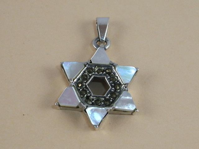 Estrella de David Colgante en Plata de ley y marquesitas