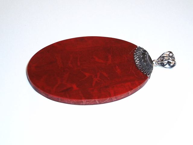 Colgante de Coral con Plata de ley ovalado