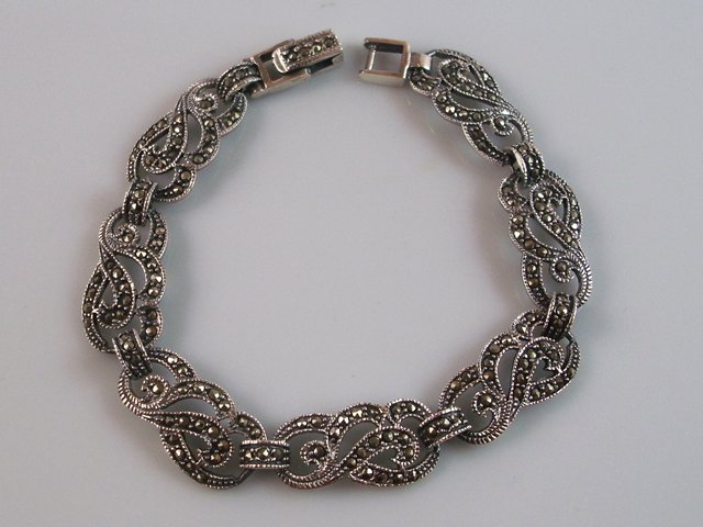 Pulsera de Plata vieja con Marquesitas