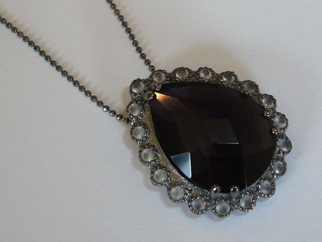 Collar en Plata y Rutenio piedra oval Amatista facetada