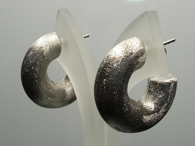 Aros en Plata rodiada diamanada