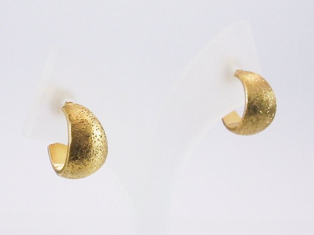 Aros pequeños de Plata dorada diamantada