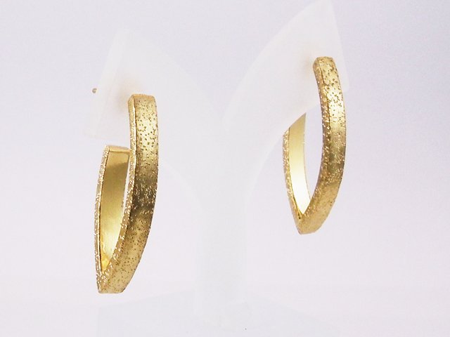 Pendientes Aro Plata dorada diamantada oval