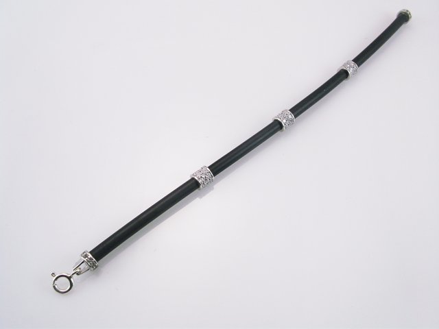 Pulsera de Plata y Caucho con Circonitas 1
