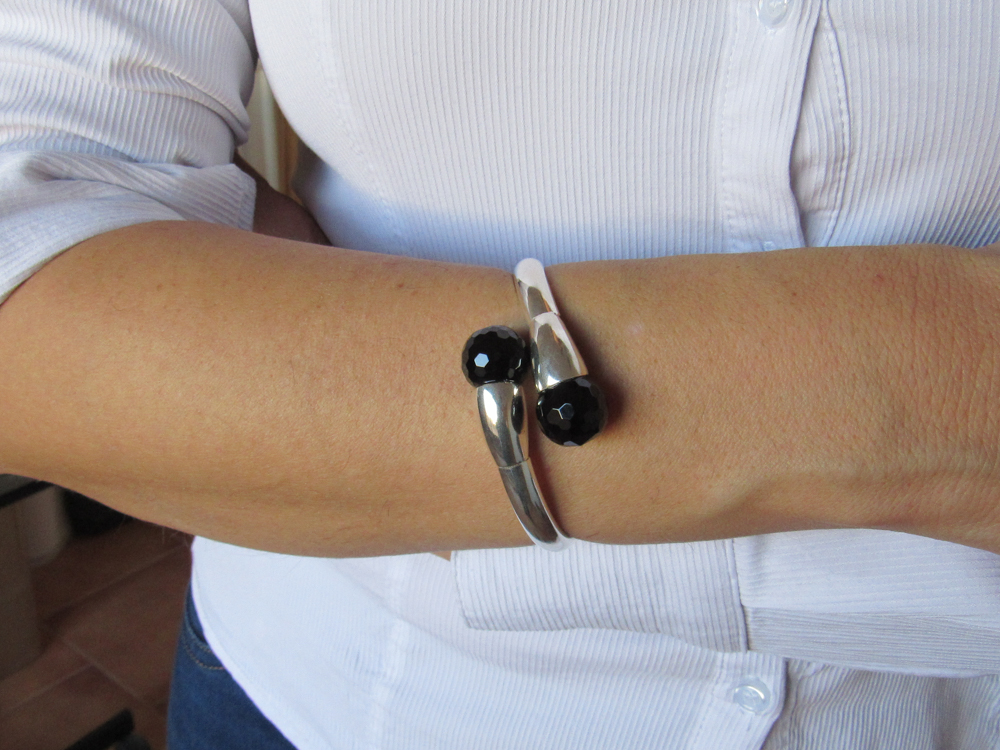 Pulsera Media Caña de Plata de ley con Bolas de Onix 2