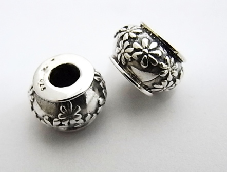 Abalorio de Plata Flores  