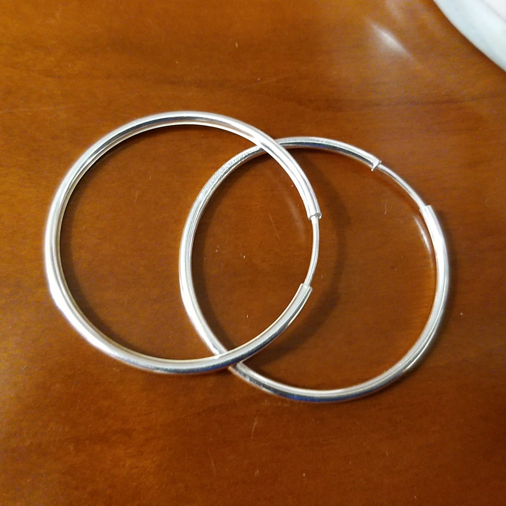 Pendientes aro fino de Plata de Ley 30 Mm. 1
