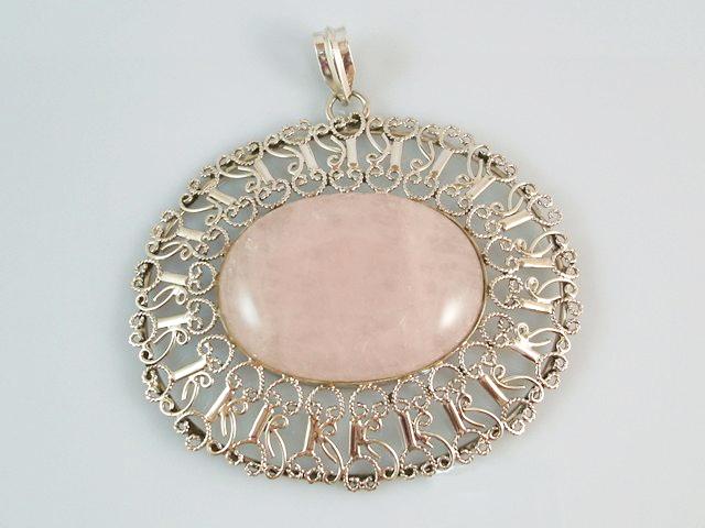 Colgante filigrana calada de Plata de ley con cuarzo rosa