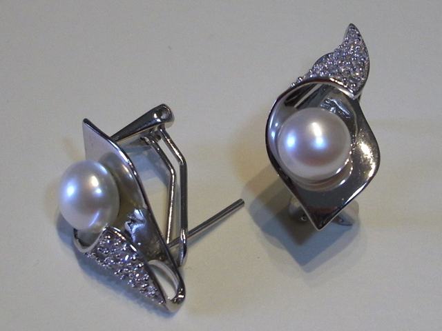 Pendientes Caracola de Plata con Perla y Circonitas 1