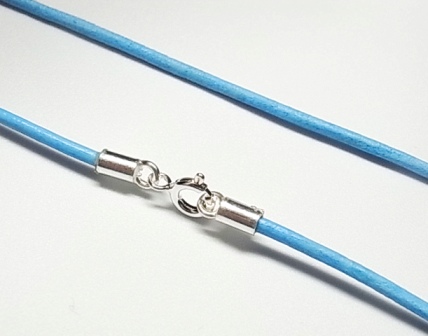 Cordon en Piel azul claro y Plata de ley 40 Cm.