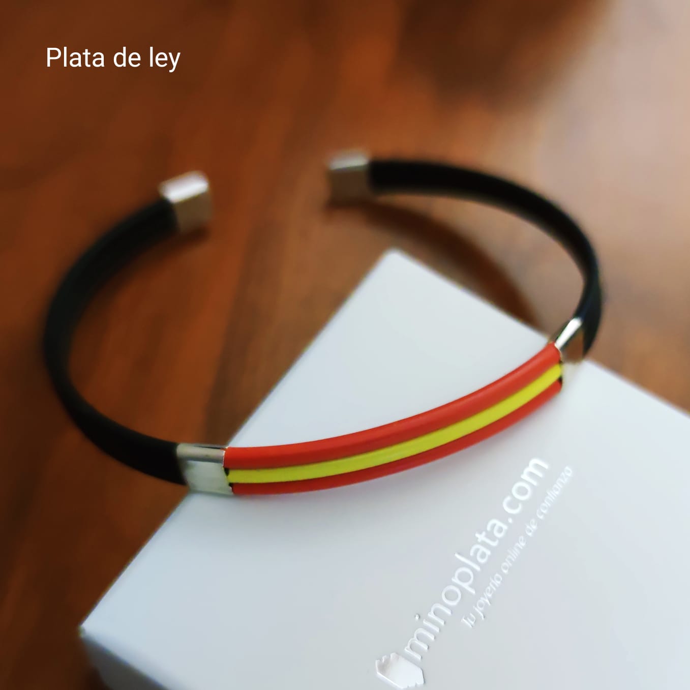 Pulsera unisex de Caucho y Plata de ley con la bandera de España 2
