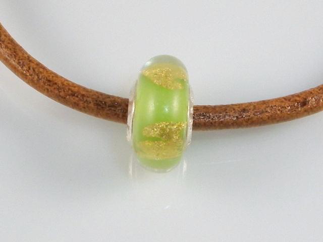 Abalorio verde y oro murano y Plata de ley