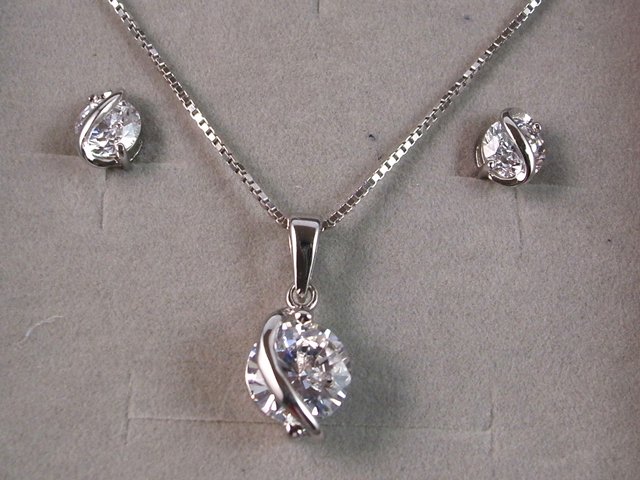 Conjunto Gargantilla y Pendientes de Plata con Circonitas
