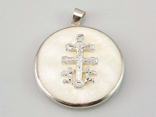 Colgante Cruz de Caravaca de Plata y Nácar