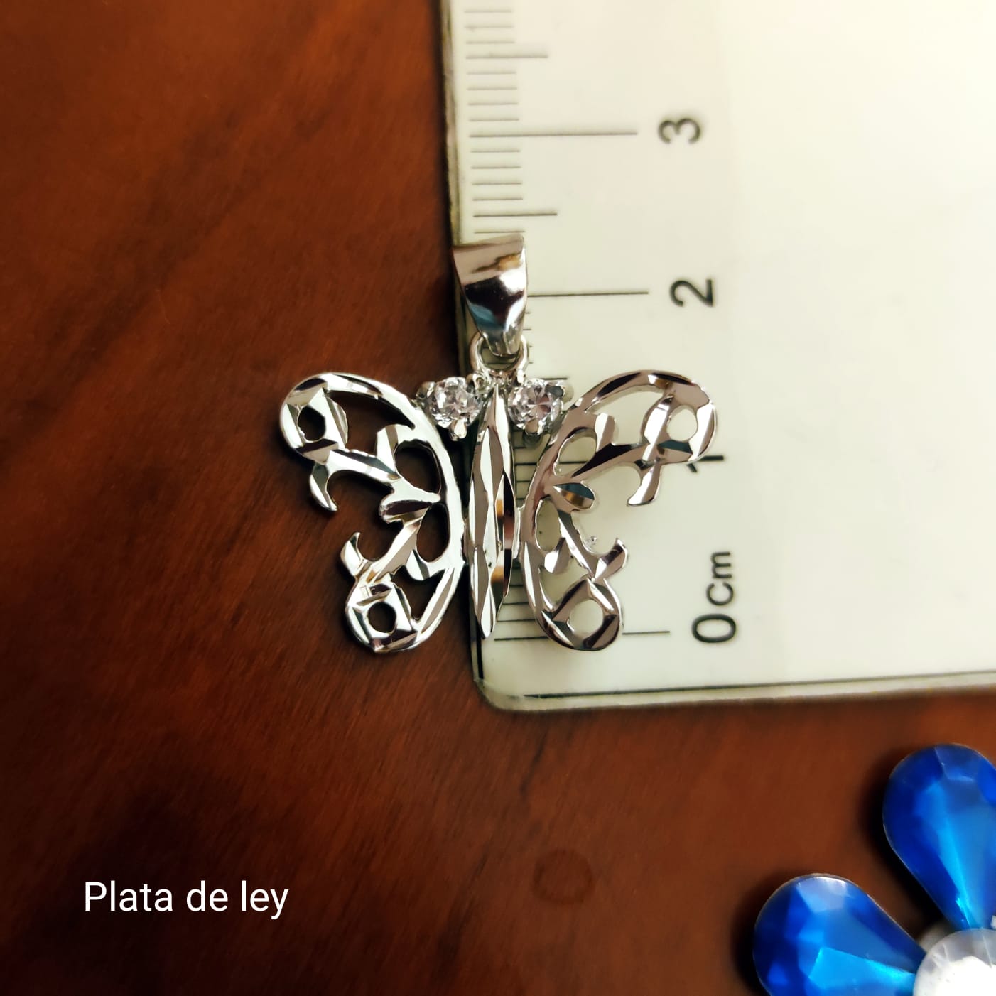 Colgante de Mariposa en Plata calada con Circonitas blancas 2
