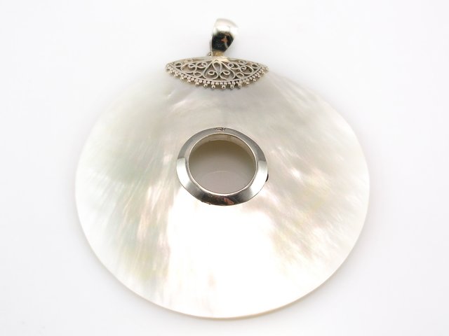 Colgante circulo Concha y Plata de ley