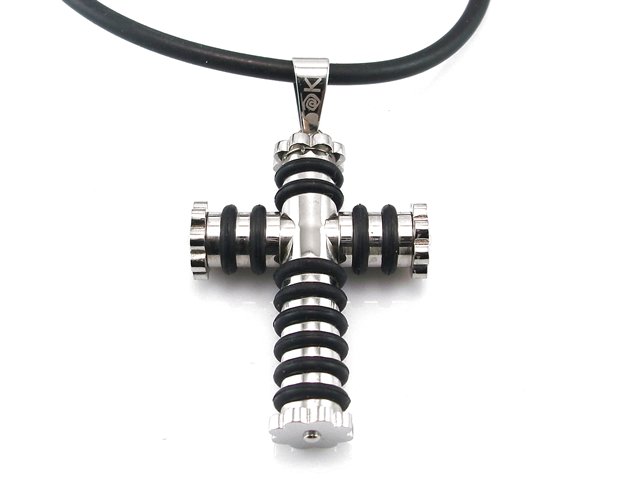 Colgante de Acero Cruz caucho con cordon