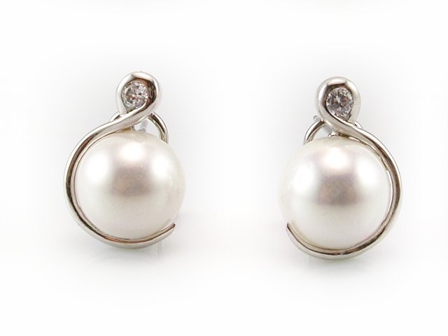 Pendientes perla con circonita en Plata de ley rodiada 1