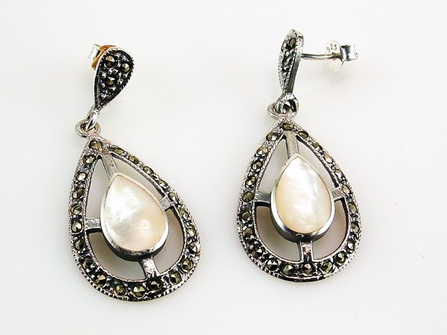 Pendientes Plata vieja con Nácar y Marquesitas