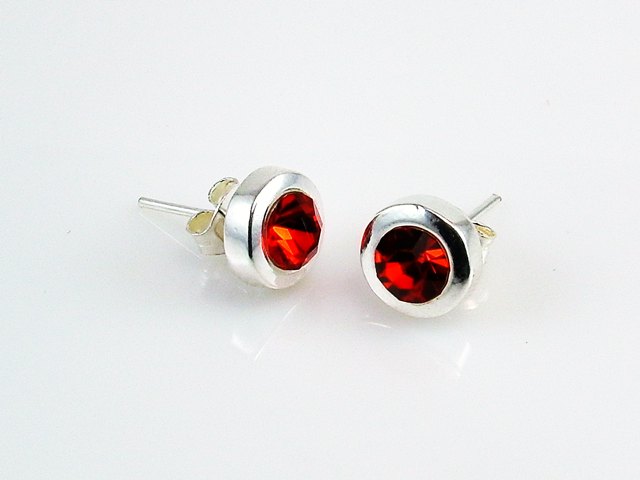 Pendientes de Plata con cristal rojo