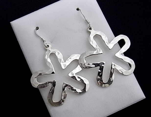 Pendientes de Plata Flor martilleada