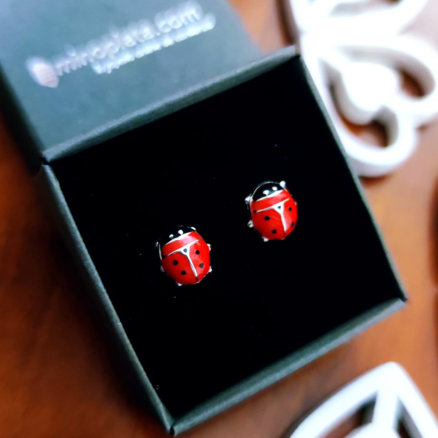 Pendientes infantiles de Plata de ley con mariquitas 4