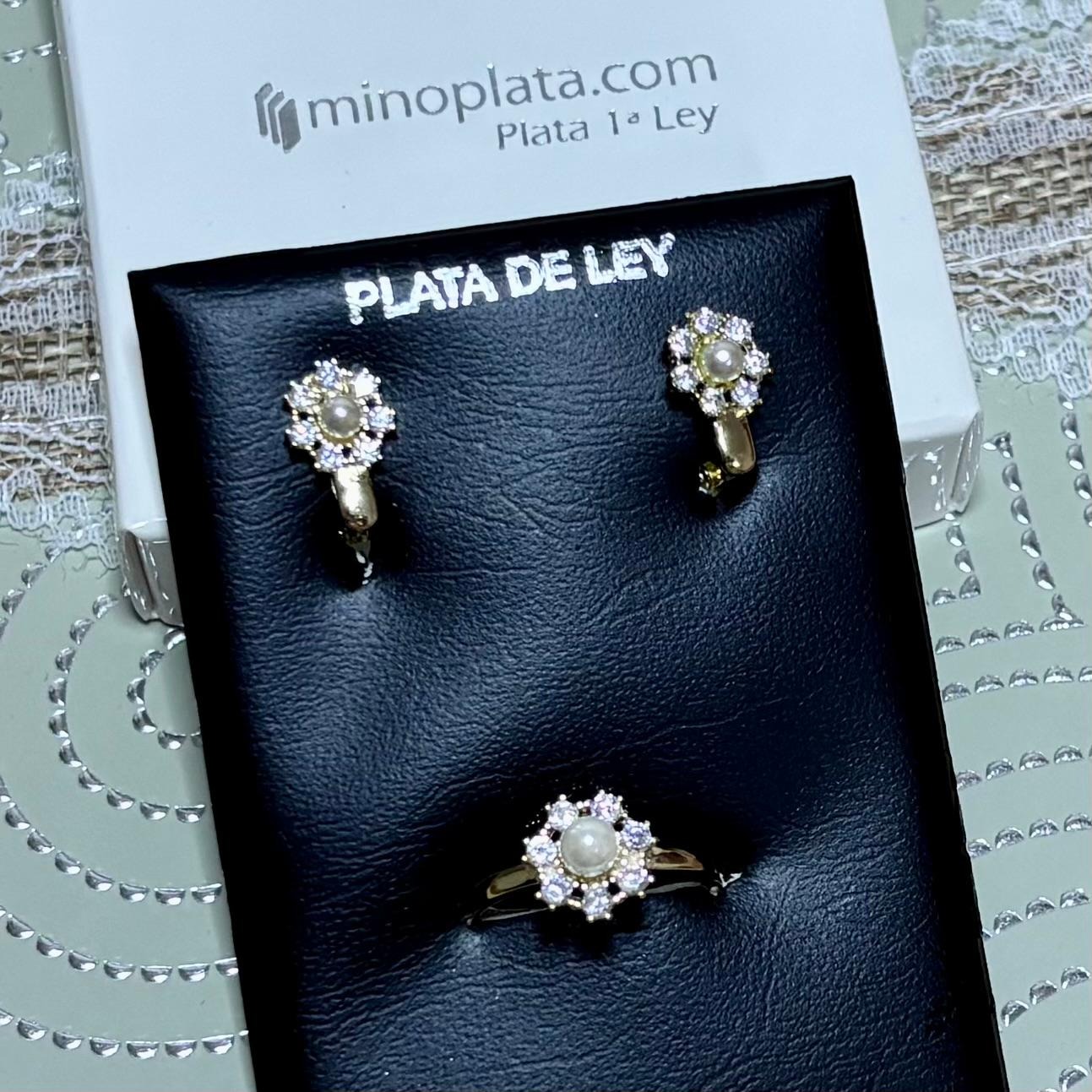 Conjunto Pendientes y Sortija ajustable flor de Plata dorada con Circonitas y Perlas cultivadas 1
