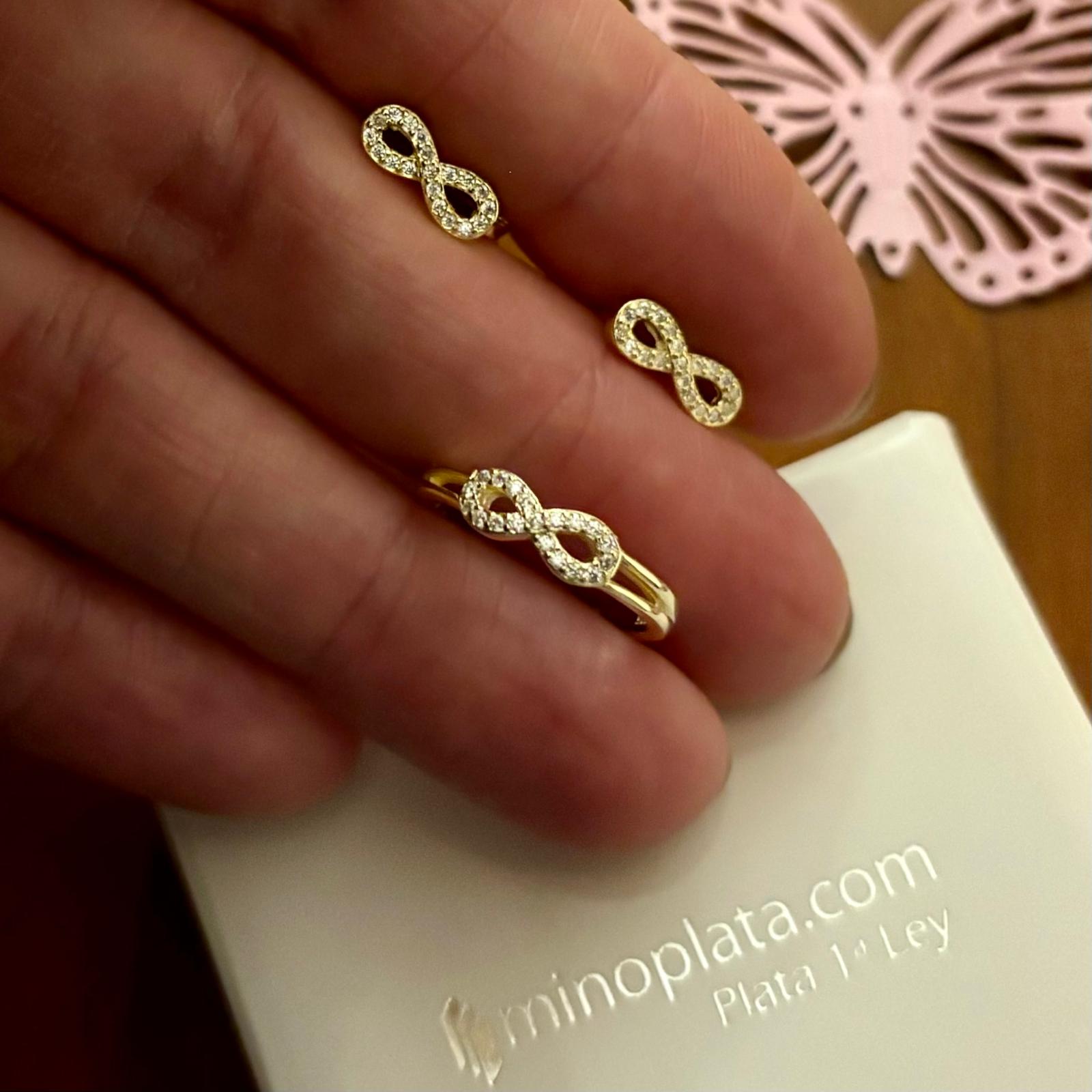 Juego Pendientes y Sortija ajustable infinito de Plata de ley chapada en Oro con Circonitas 4
