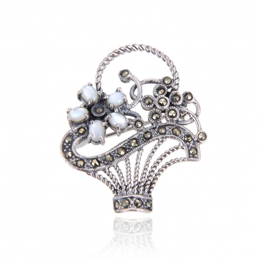 Broche cesta de flores en Plata vieja con Nácar y Marcasitas