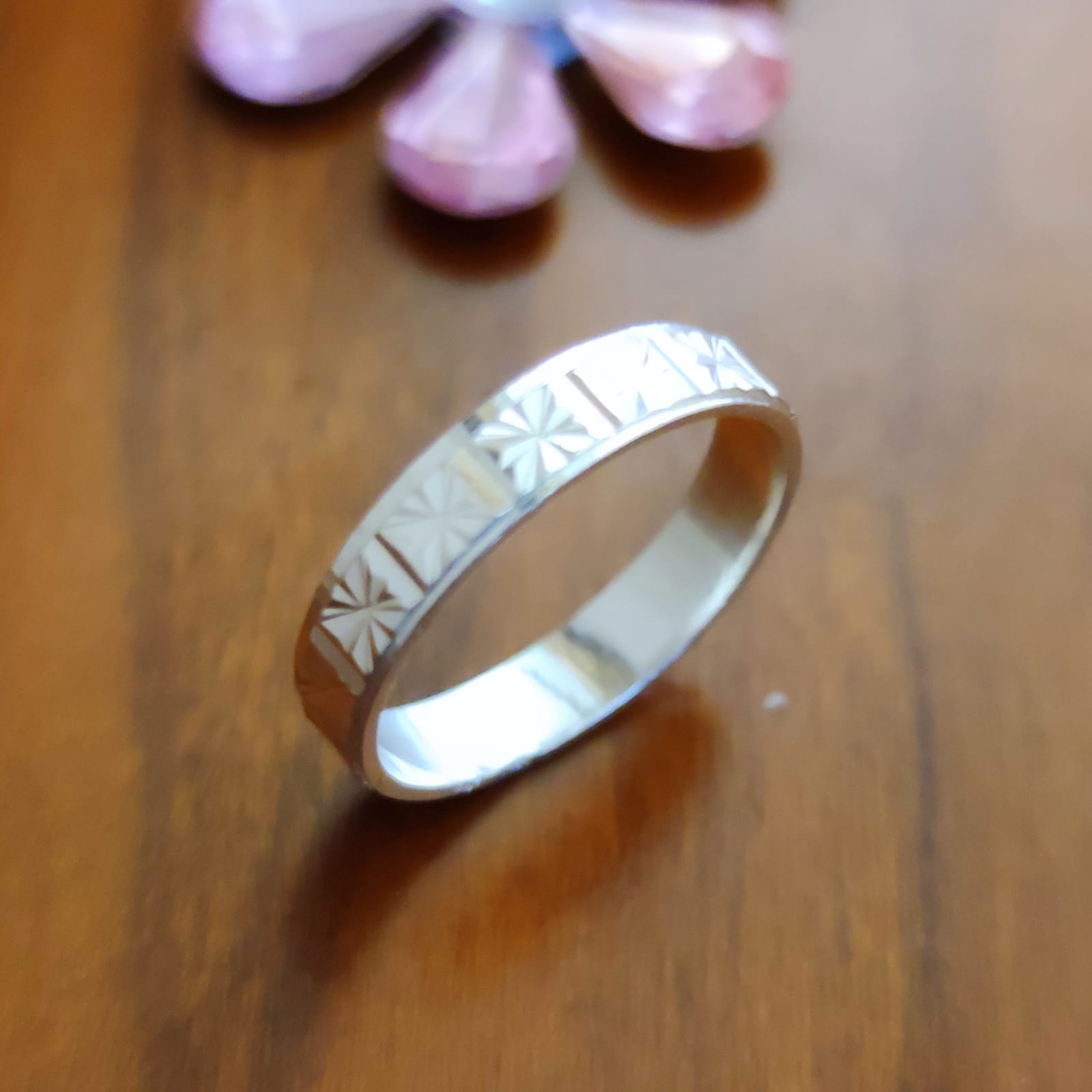 Alianza plana tallada de Plata de ley 4 Mm. 4