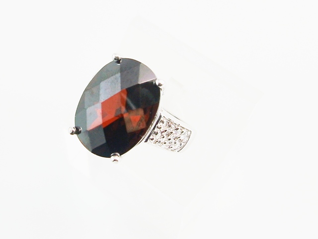 Anillo de Plata rodiada con Circonitas roja y blancas 2