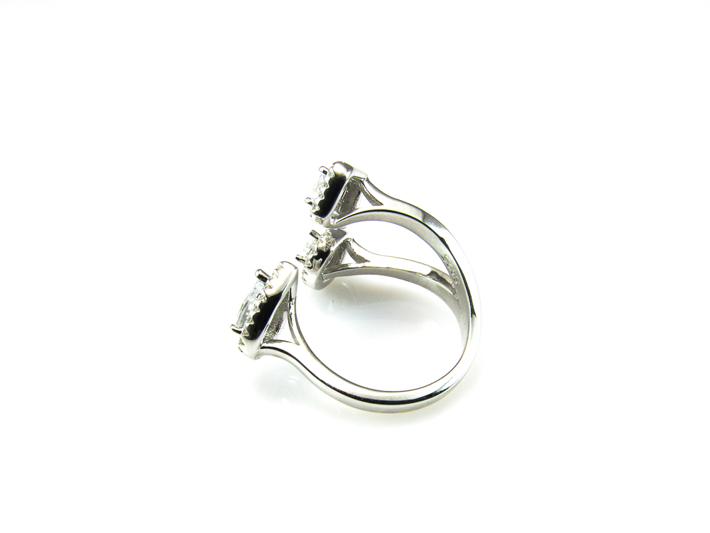 Anillo abierto en Plata rodiada figuras decoradas con Circonitas 2