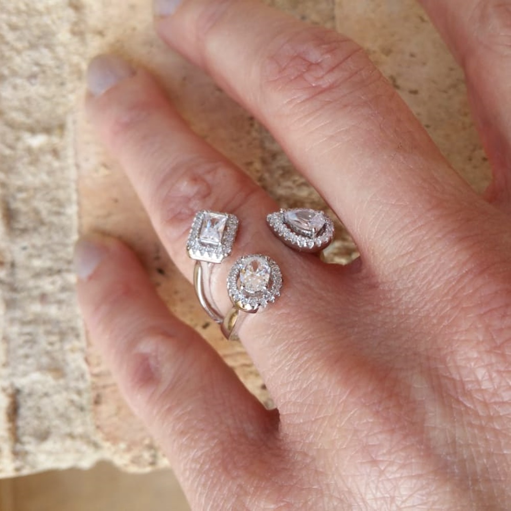 Anillo abierto en Plata rodiada figuras decoradas con Circonitas 4