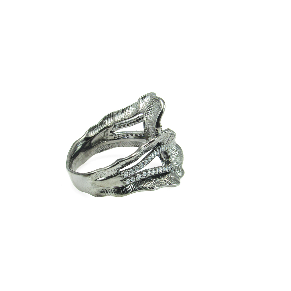 Anillo de Plata de ley en rutenio negro con Circonitas 2
