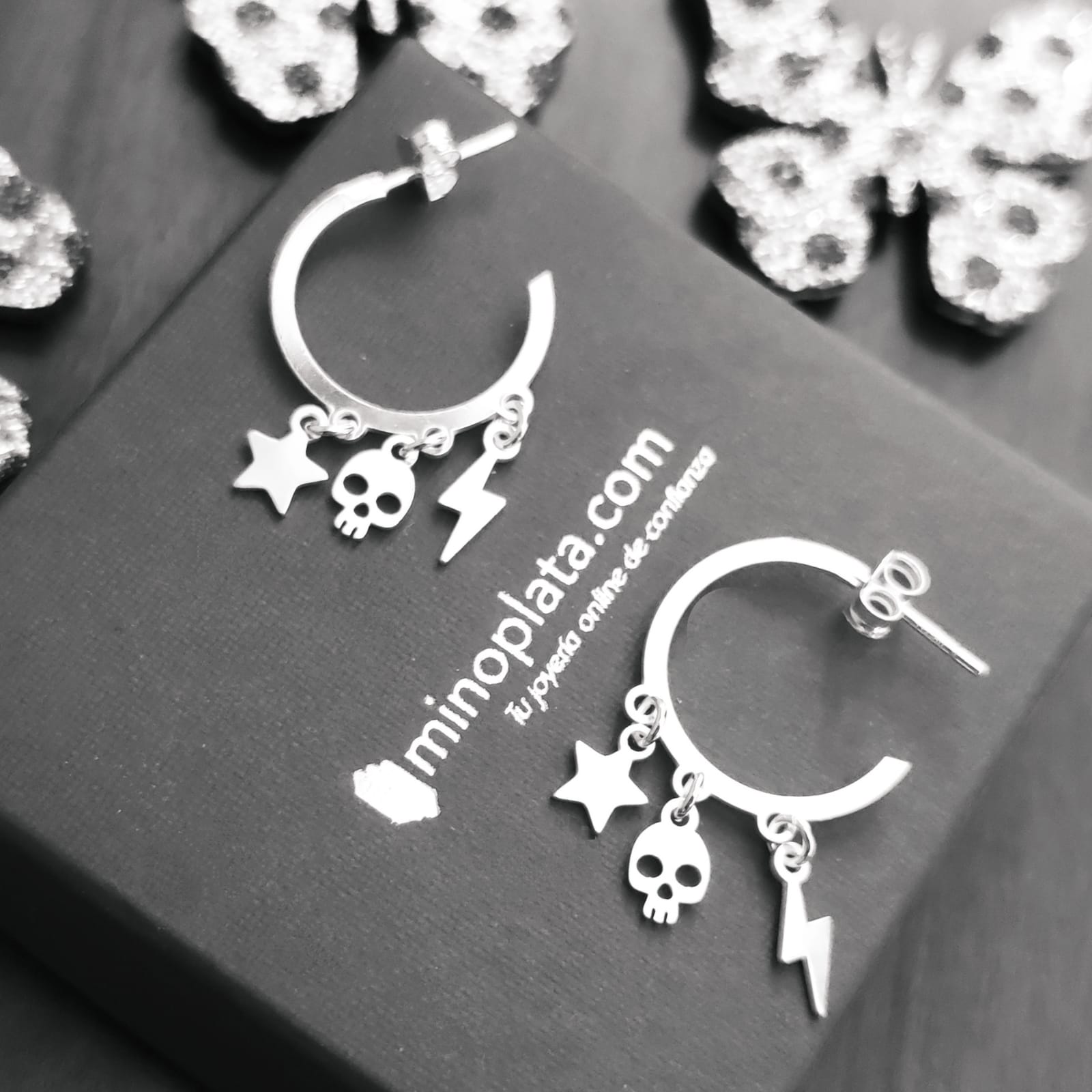 Pendientes aros calavera, estrella y rayo de Plata de ley 17 Mm. 3