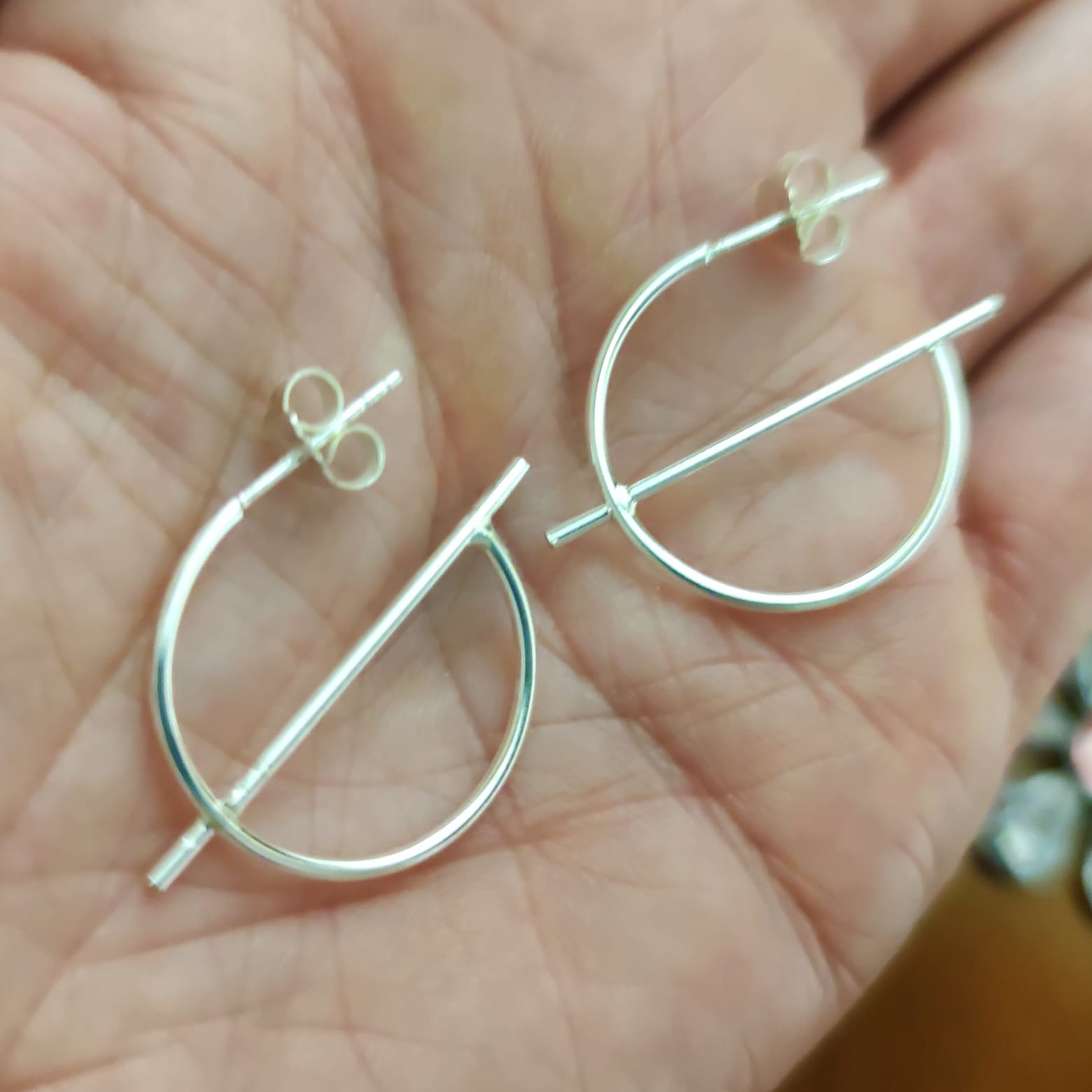 Pendientes Aros Karma barra de Plata de ley 20 Mm. 2