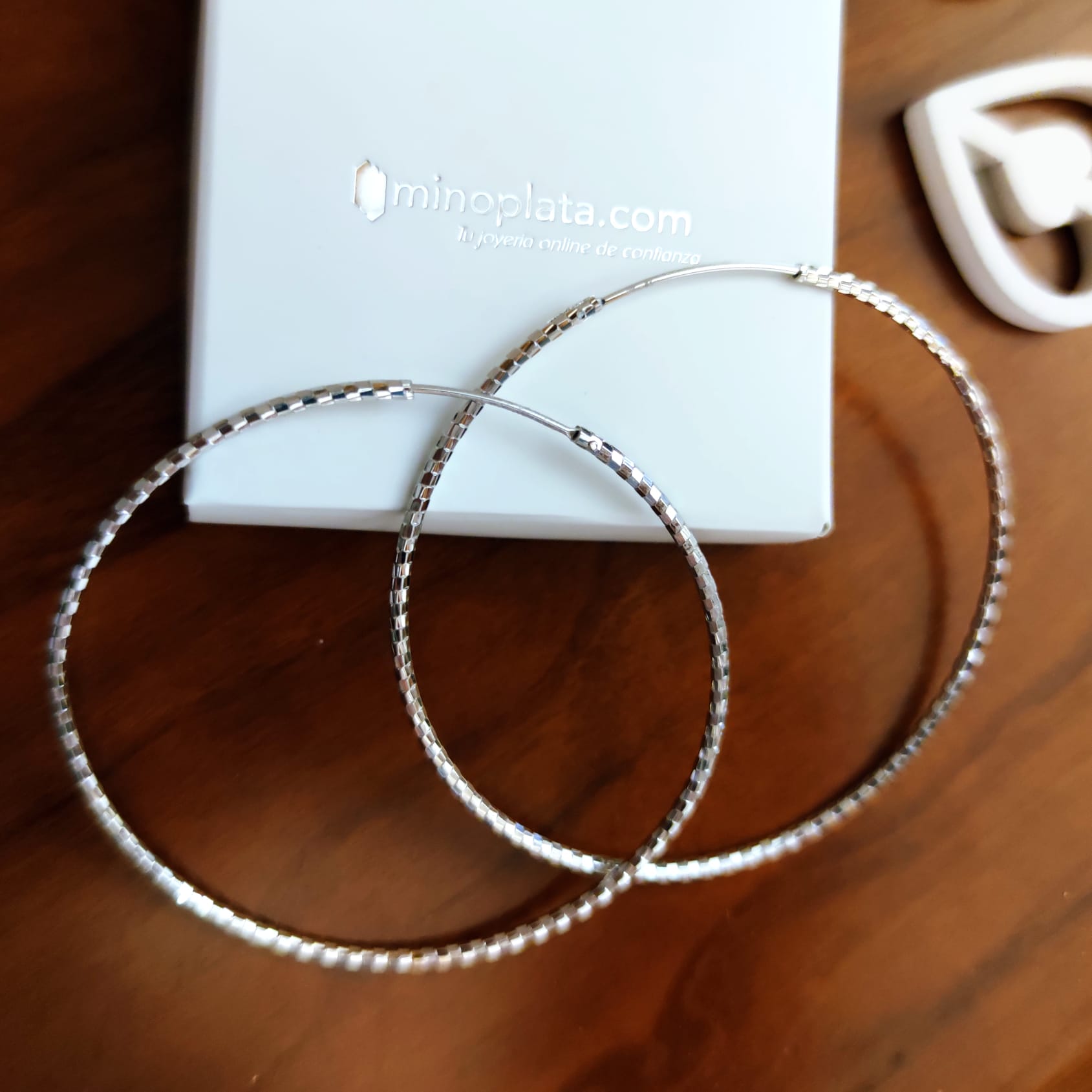 Pendientes Aros tallados 60 Mm. de Plata de ley rodiada 2